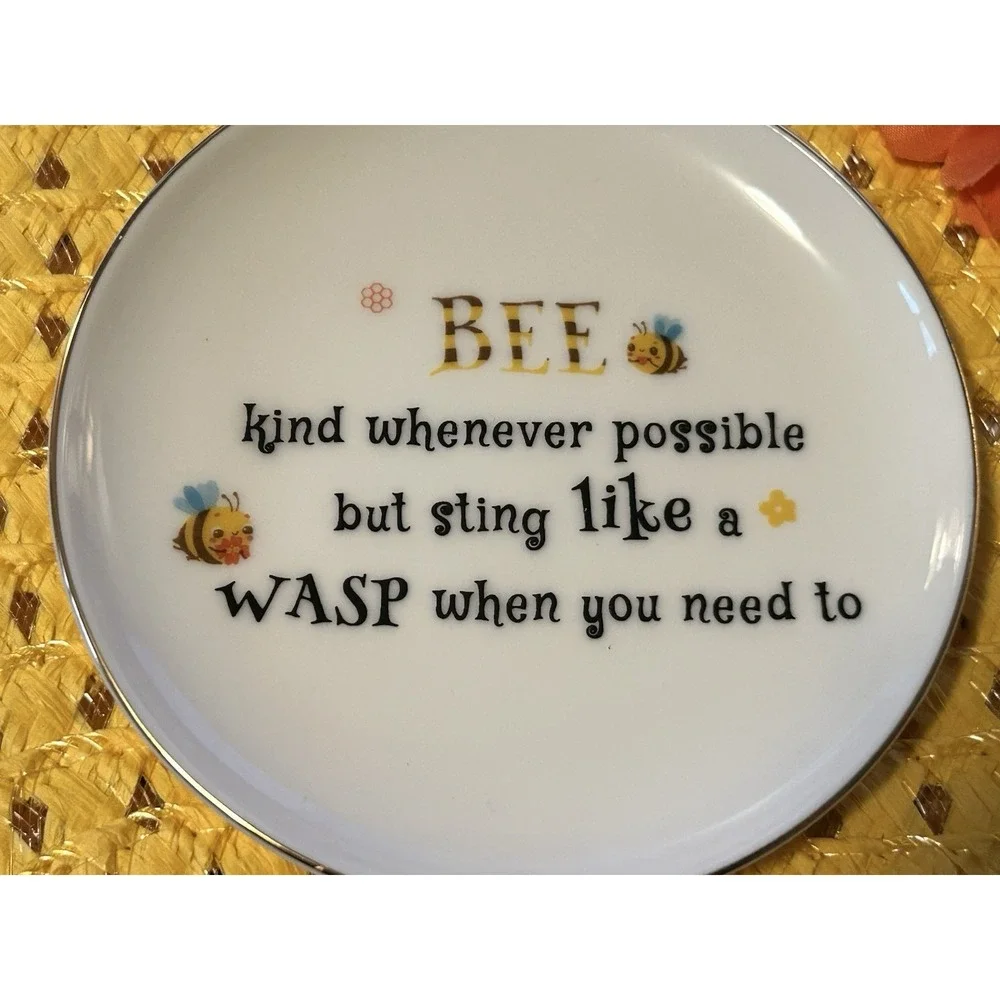 Bee Kind Whenever Possible But Sting Like A Wasp - New - Mini Trinket Ring Dish - Picture 3 of 8